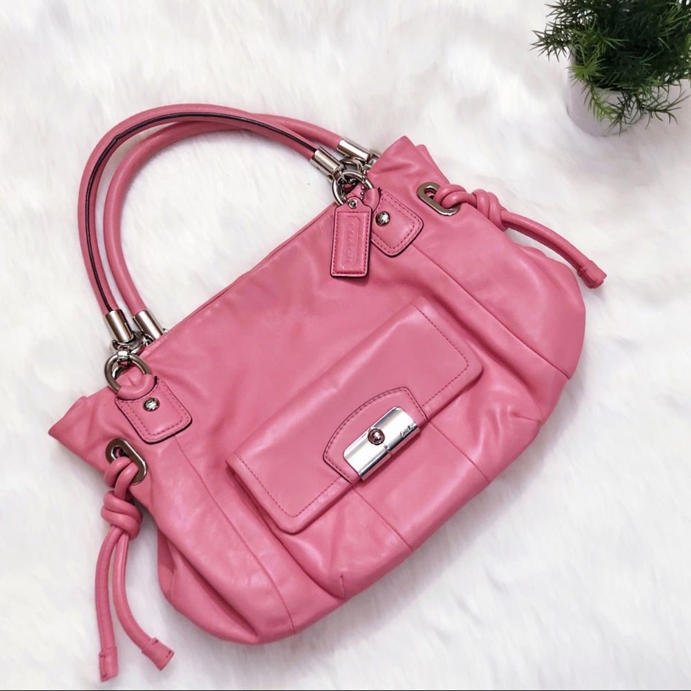 ✨💕SALE💕✨COACH Kristin East-West Leather Tote